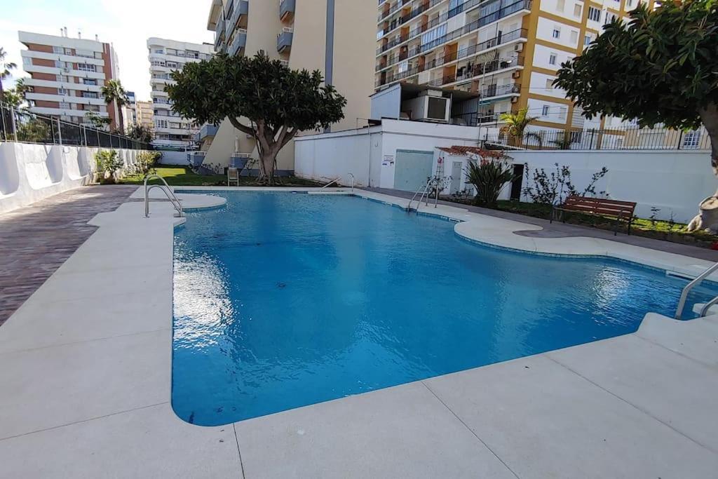 Precioso Apartamento Frente A La Playa Torre Del Mar Eksteriør billede